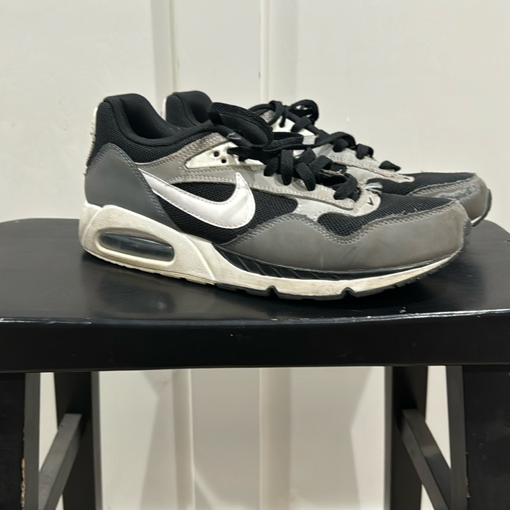 Nike Air Max - US Mens size 8